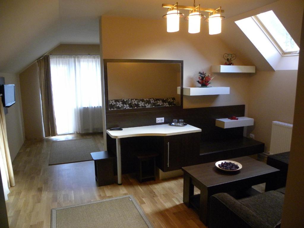 Hotel Casa Enescu à Bran  Chambre photo